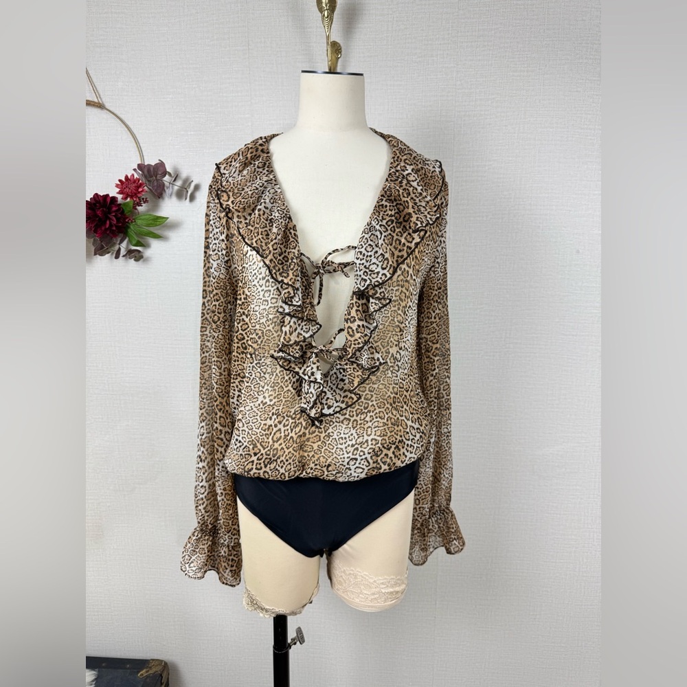 ZARA Women’s Ruffle Front Tie Leopard Print Lightweight Top size Large
